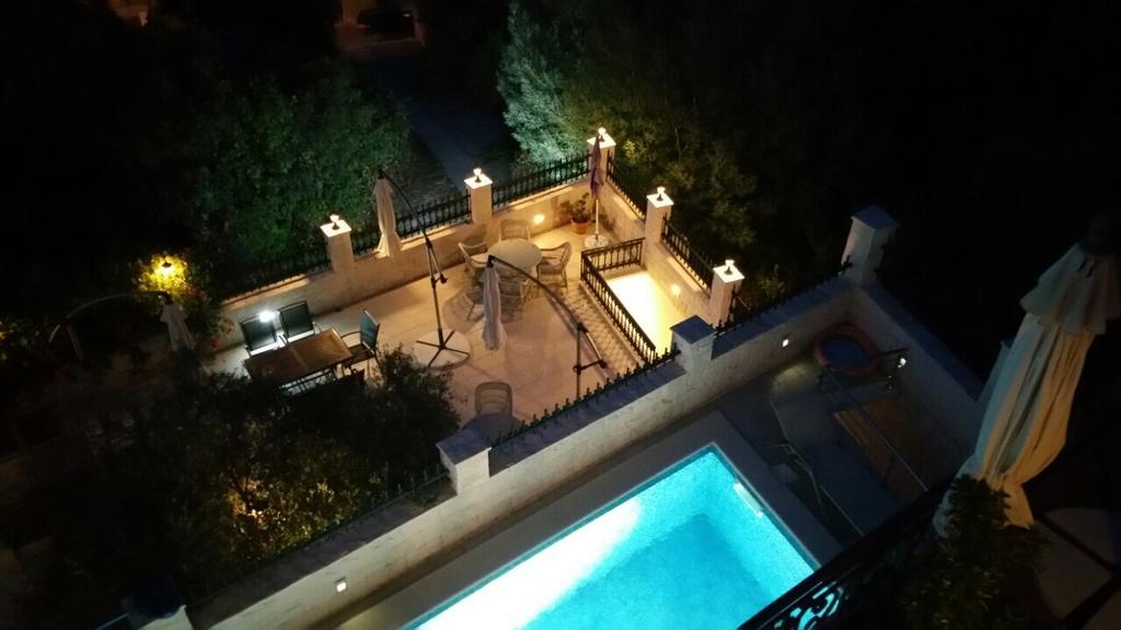 Villa Mare Apartments Tivat Exteriör bild
